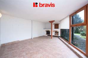 Pronájem rodinného domu 6+1, Nebovidy, zahrada, rybník, sauna, garáž, klimatizace, zimní zahrada