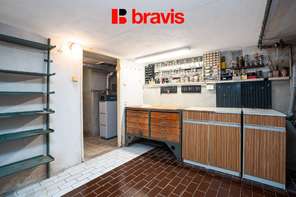 Pronájem rodinného domu 6+1, Nebovidy, zahrada, rybník, sauna, garáž, klimatizace, zimní zahrada