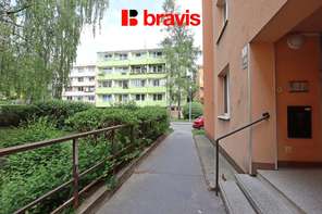 Pronájem bytu 2+1, Brno - Žabovřesky, ulice Kubánská, zařízený, 2 balkóny, sklep, internet v ceně
