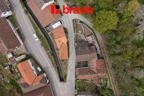 Prodej nadstandardního RD 3+kk, Brtnice - Dolní Smrčné, po rekonstrukci, garáž, dílna, vířivka, místo pro saunu, zahrada, sklep