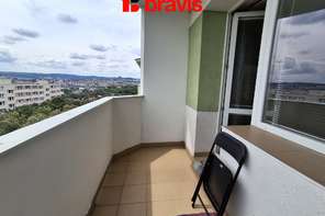 Pronájem bytu 1+1 38 m², částečně zařízený, lodžie,  Brno - Lesná, ul. Brožíkova