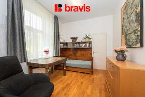 Prodej vily 5+kk na výjimečném místě, Tišnov, Riegerova ulice, nádherná, rozlehlá zahrada, pozemek 1800m², sklep, parkování