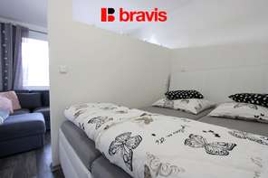 Pronájem bytu 1+1, ulice Šťouračova, Brno - Bystrc, zařízený, lodžie, sklep, klidná lokalita