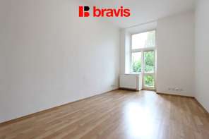 Pronájem bytu 3+1 po kompletní rekonstrukci s balkonem, Brno – Černá Pole, ul. Kunzova
