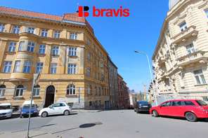Pronájem bytu 3+1 po kompletní rekonstrukci s balkonem, Brno – Černá Pole, ul. Kunzova