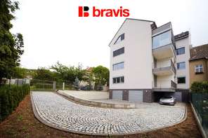 Pronájem mezonetového bytu 3+kk, Brno - Židenice, Hrozňatova ulice, zimní zahrada, sklep, parkování