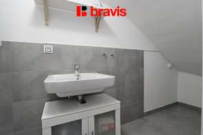 Pronájem rodinného domu 5+kk, ul. Jabloňová, Moravany, Brno-venkov, zahrada, terasa, 2 parkovací místa