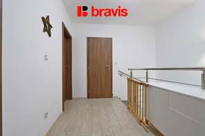Pronájem rodinného domu 5+kk, ul. Jabloňová, Moravany, Brno-venkov, zahrada, terasa, 2 parkovací místa