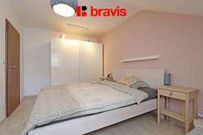 Pronájem rodinného domu 5+kk, ul. Jabloňová, Moravany, Brno-venkov, zahrada, terasa, 2 parkovací místa
