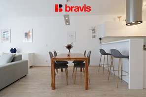 Pronájem rodinného domu 5+kk, ul. Jabloňová, Moravany, Brno-venkov, zahrada, terasa, 2 parkovací místa