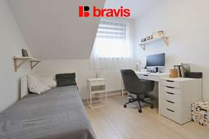 Pronájem rodinného domu 5+kk, ul. Jabloňová, Moravany, Brno-venkov, zahrada, terasa, 2 parkovací místa