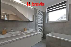 Pronájem rodinného domu 5+kk, ul. Jabloňová, Moravany, Brno-venkov, zahrada, terasa, 2 parkovací místa
