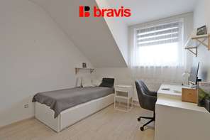 Pronájem rodinného domu 5+kk, ul. Jabloňová, Moravany, Brno-venkov, zahrada, terasa, 2 parkovací místa
