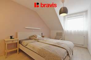 Pronájem rodinného domu 5+kk, ul. Jabloňová, Moravany, Brno-venkov, zahrada, terasa, 2 parkovací místa