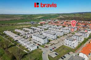 Prodej prostorného a moderního bytu 3+kk s terasou, garážovým stáním a sklepem, Slavkov u Brna - Zelnice III