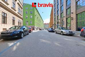 Pronájem garážového stání Bratislavská 12 m², Brno - Zábrdovice