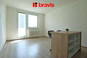Pronájem bytu 1+kk, Brno - Bystrc, ul. Opálkova, zrekonstruovaný, balkon, sklep