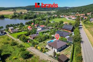 Prodej domu 4+kk, zahrada, venkovní bazén, terasa, obec Račice - Pístovice