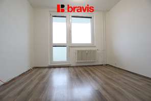 Pronájem bytu 3+kk, ulice Mikulčická, Brno - Slatina, nezařízený, klidná lokalita, lodžie, sklep