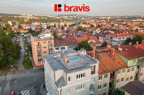 Pronájem moderního bytu 3+kk po rekonstrukci, ul. Červinkova, Brno - Královo Pole, s střešní terasou a hezkým výhledem