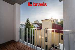 Pronájem moderního bytu 3+kk po rekonstrukci, ul. Červinkova, Brno - Královo Pole, s střešní terasou a hezkým výhledem