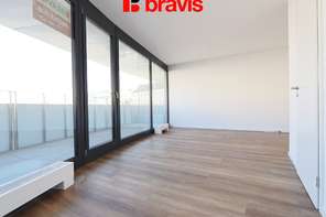 Pronájem pěkného a světlého 1+kk, Brno - Štýřice, ul. Vídeňská, novostavba, terasa