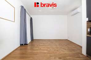 Apartment for sale 1+kk, Brno - Královo Pole, Košinova street, air conditioning, investment opportunity, possibility of dividing into 2+kk