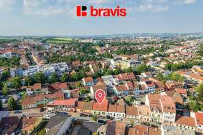Prodej rodinného domu 5+kk, ul. Jamborova, Brno-Židenice, dvůr, parkovací stání, pěkný udržovaný stav