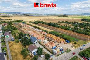 Prodej domu 5+kk (C3) 557,1 m2 v novém projektu Špica bydlení, Brno - Tuřany, zahrada, terasa, garáž.
