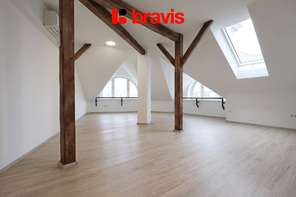 Pronájem bytu 1+kk, 58 m², Brno - střed, ulice Koliště, podkrovní byt, klimatizace, podlahové vytápění