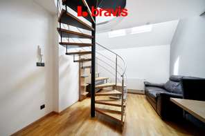 Luxury duplex apartment 2 + kk for rent, in the center of Brno on Jánská street, furnished, air conditioning, internet included