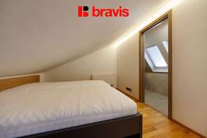 Luxury duplex apartment 2 + kk for rent, in the center of Brno on Jánská street, furnished, air conditioning, internet included