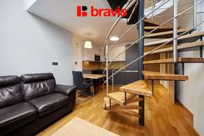 Luxury duplex apartment 2 + kk for rent, in the center of Brno on Jánská street, furnished, air conditioning, internet included