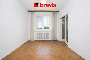 Prodej bytu 3+1, Šlapanice u Brna, ul. Brněnská, balkon, garáž