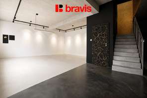 Rent commercial Commercial premises 280 m², Moravany