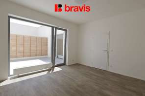 Pronájem novostavby 2+kk s prostornou terasou, sklepem a parkovacím stáním – Brno, ul. Řepova