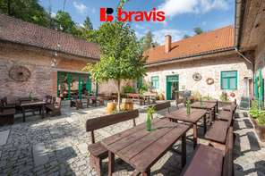 Prodej zavedené restaurace na výjimečném místě u Brněnské přehrady