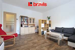 Pronájem bytu 2+1, ulice Lužná, Brno - Komárov, balkon, společná zahrada