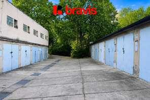Prodej garáže o velikosti 17 m², Brno-Lesná, ulice Barvy