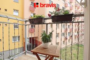 Pronájem bytu 1+1, ulice Bratří Čapků, Brno - Veveří, balkón, výtah, klidná lokalita, internet v ceně