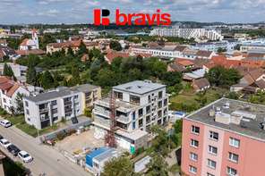Prodej nadstandardního bytu 2+kk, 49,3 m², s balkonem a sklepem, Horní Heršpice, možnost parkování