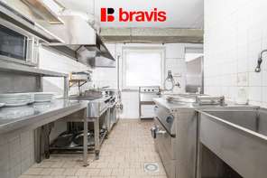 Nabízíme k pronájmu zavedenou restauraci – ul. Tuřanka, Brno-Slatina (vedle motelu Lazza)