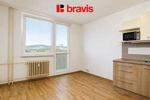 Pronájem bytu 2+kk, Brno - Žabovřesky, ul. Voroněžská,  šatna, 2 x lodžie