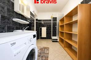 Pronájem prostorného bytu 3+1 v rodinném domě, ul. Vyšehradská, Brno - Brněnské Ivanovice, 81 m²