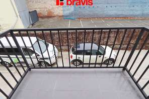 Pronájem bytu 1+kk, Brno - Zábrdovice, ulice Cejl, kompletně zařízený, klidná lokalita ve vnitrobloku, balkon, sklep