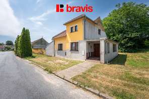 Prodej RD 4+1, zahrada, dvůr s venkovním posezením, obec Lysovice, okr. Vyškov