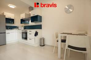 Pronájem bytu 1+kk, Brno - Starý Lískovec, ulice U Leskavy, zařízený, balkon