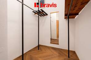 Pronájem prostorného bytu 4,5+1 s terasou, balkonem, garáží  – Brno, Stránice, ul. Rezkova