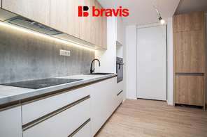 Prodej moderního ateliéru 2+kk, novostavba Auerswald, blízko centra, možnost garážového stání