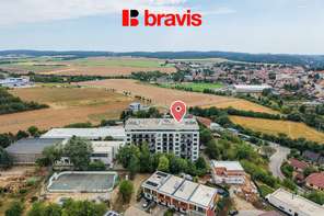 Prodej velmi prostorného bytu 2+1 68 m², Rosice, parkovací stání a sklep v ceně